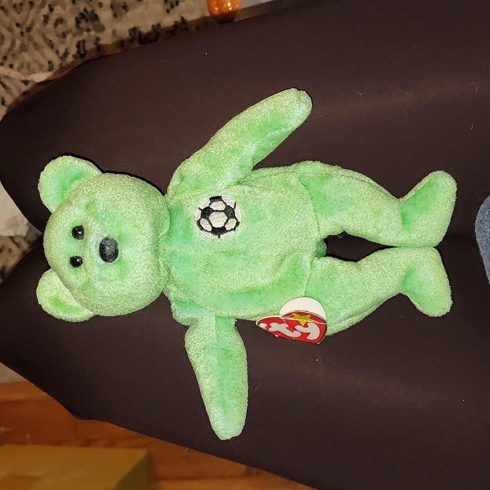 TY Beanie baby Kicks. Rare!